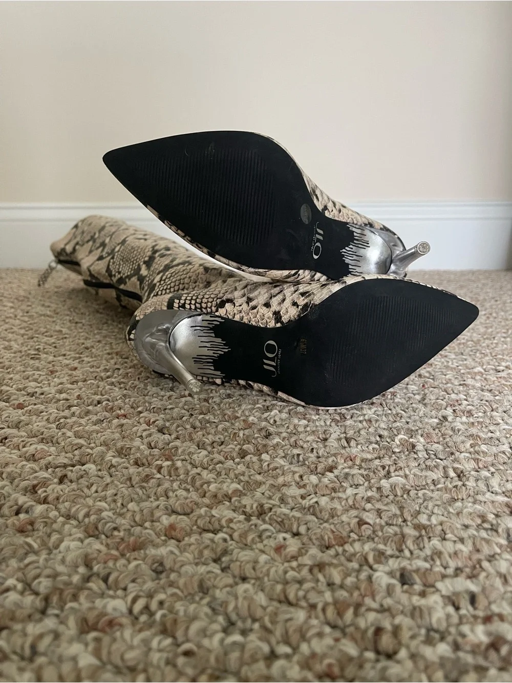New Jennifer Lopez OTK Snake Print Knee-High Stiletto Boot - Black & Cream 6.5